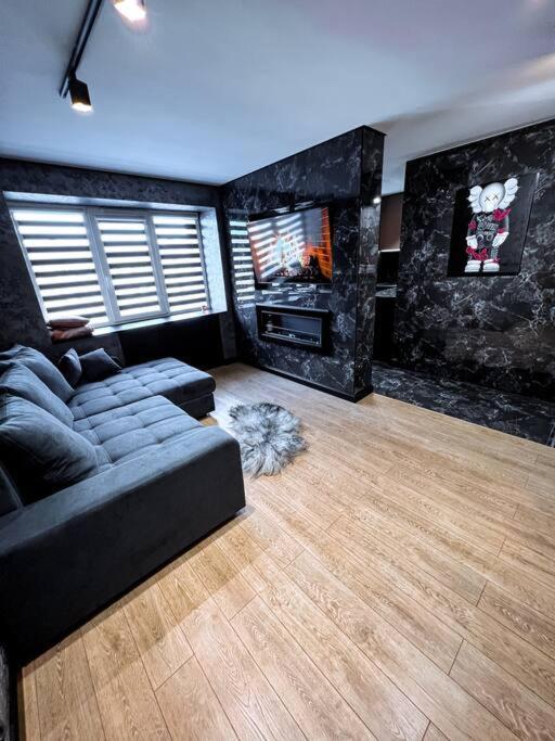 Black Pearl Luxury Apartment Ventspils Exterior photo